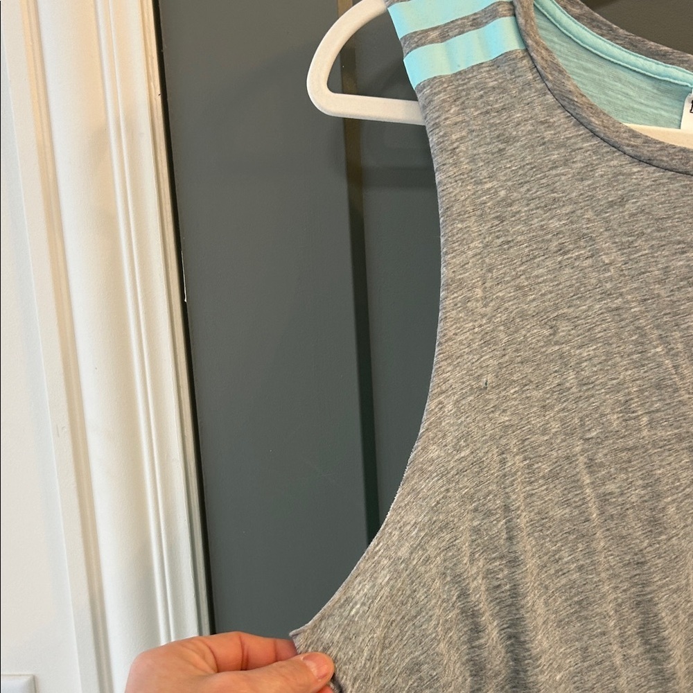 PINK Victoria's Secret Gray and Light Blue Tank size medium - Picture 4 of 8